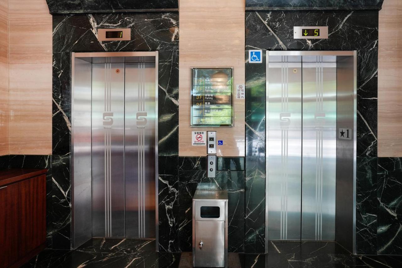 Herkang Hotel Tajcshung Kültér fotó